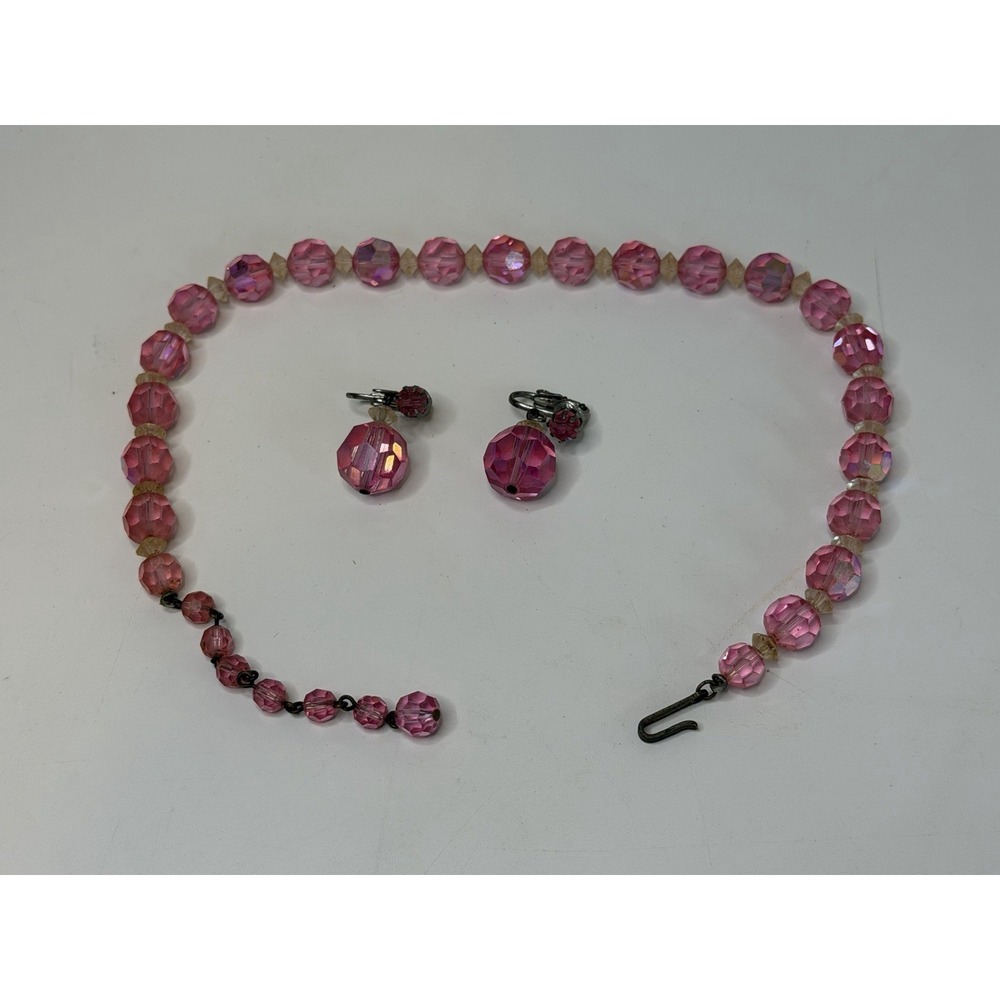 Necklace and Clip-on Earrings Set Vintage 15" Long